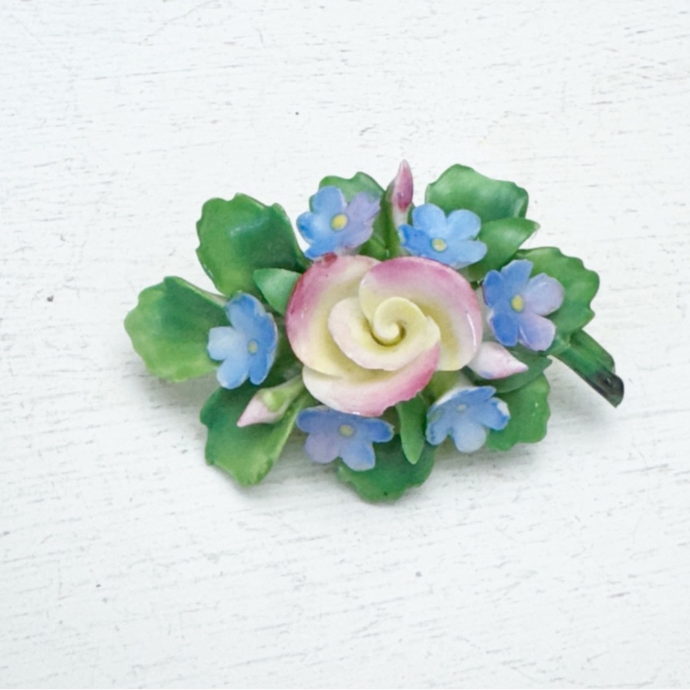 Vintage Cara China Staffordshire Flower Bouquet Porcelain Brooch Pin England